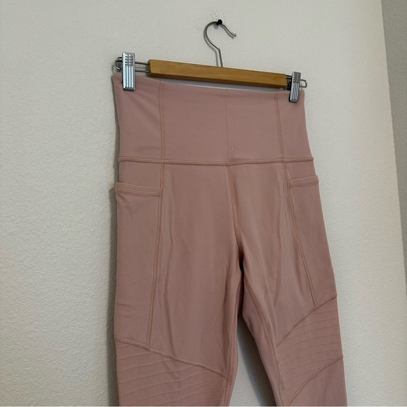 Athleta Inclination Moto Leggings High Rise Pale Pink Color Size Small Women’s - Picture 3 of 9